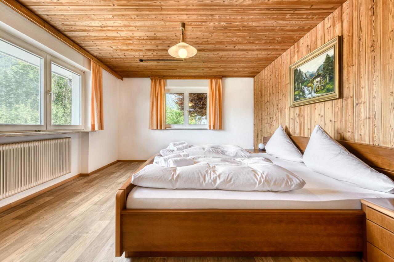 Familienferienwohnung Buerserberg Dorf By A-Appartments Esterno foto
